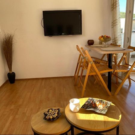 Apartment Remi, Penthouse With Balcony, Free Parking Marina Exteriér fotografie